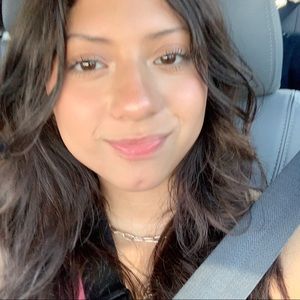 Meet your Posher, Kyla